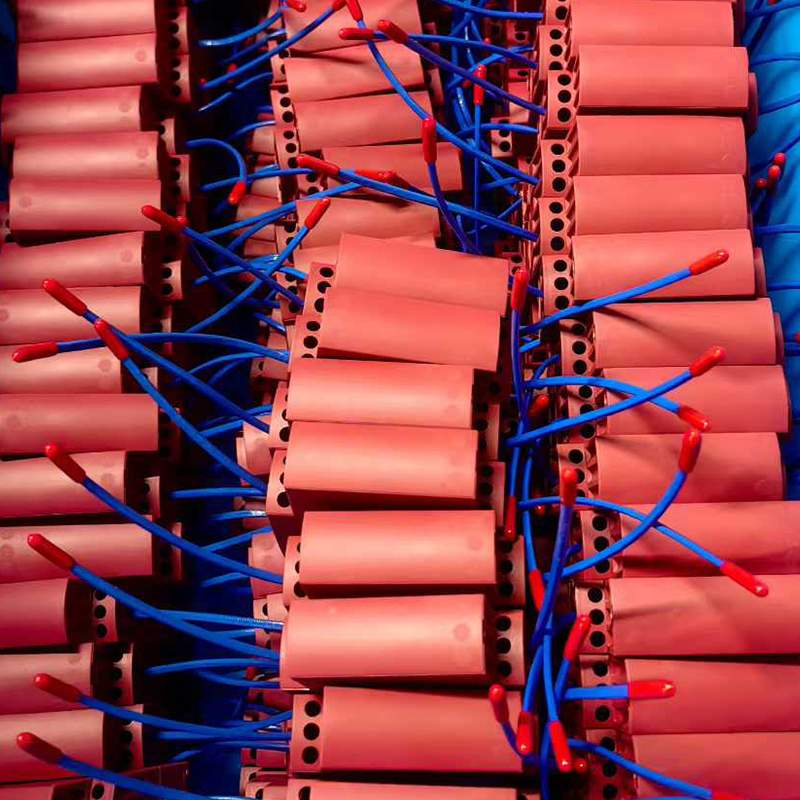 Automatic Aerosol Fire Extinguishing Device for Electrical Cabinets
