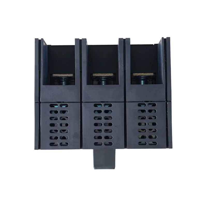 Photovoltaic High-Voltage Molded Case Circuit Breaker in Solar System Design